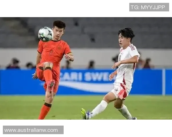 刘浩帆在U23亚洲杯中精彩解围助力中国队晋级展现出色防守能力 刘浩帆在U23亚洲杯中精彩解围助力中国队晋级展现出色防守能力