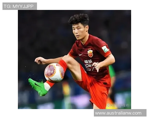 中超联赛精彩瞬间吾米提江助力球队逆转胜利展现非凡实力