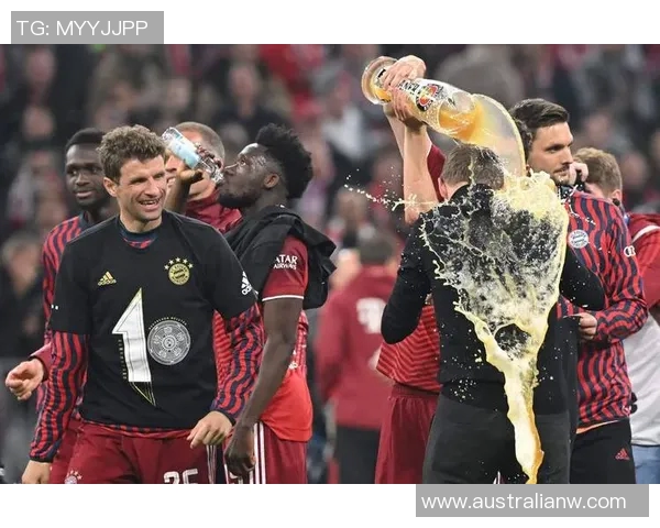 拜仁慕尼黑击败多特蒙德,重返德甲榜首,关键胜利震撼德国足坛! 拜仁慕尼黑击败多特蒙德,重返德甲榜首,关键胜利震撼德国足坛!